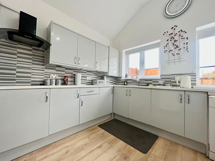 1 Bedroom Apartment To Rent In Sheaf Lane, B26