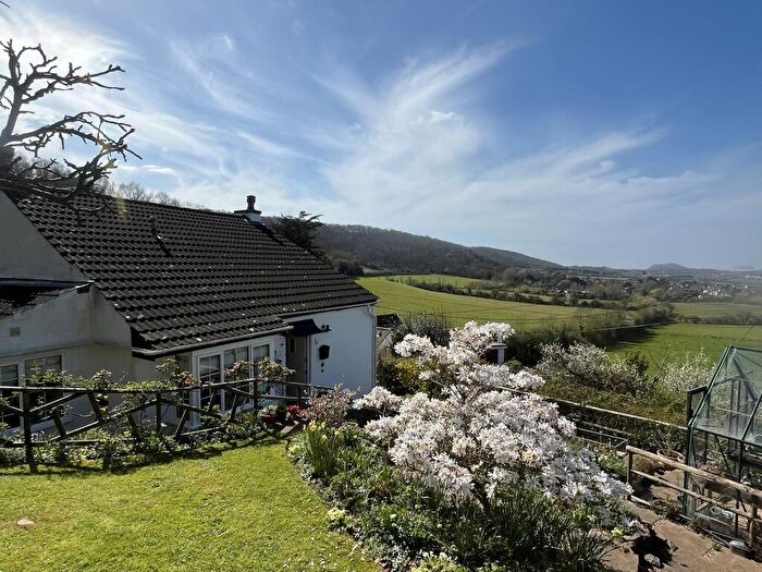 3 Bedroom Detached House For Sale In Canada Coombe, Hutton, Weston-super-mare, North Somerset., BS24