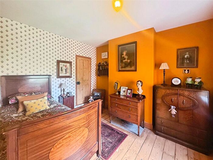 2 Bedroom End Of Terrace House For Sale In Lorraine Road, Aylestone, Leicester, LE2