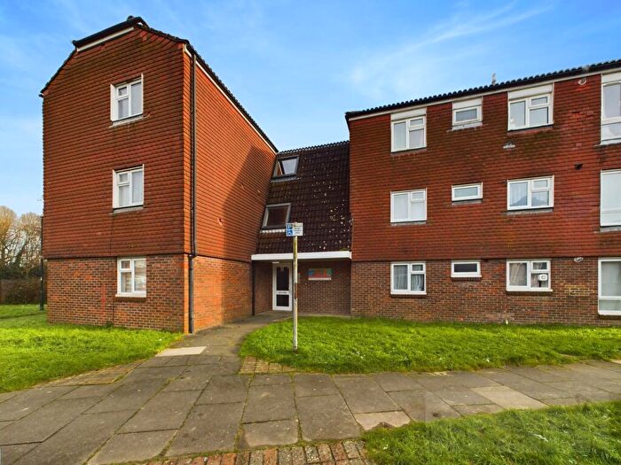 1 Bedroom Apartment To Rent In Vanbrugh Close, Crawley, RH11