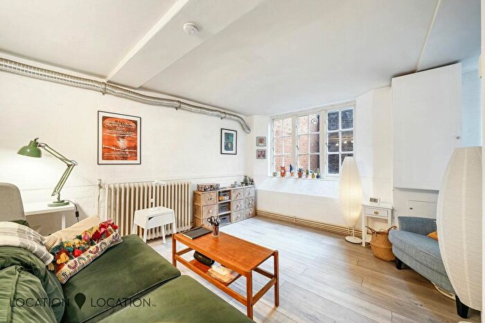 1 Bedroom Flat To Rent In Academy Apartments, Institute Place, E8