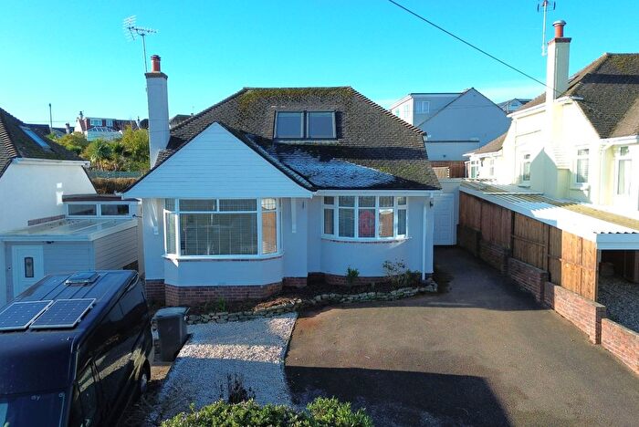 3 Bedroom Detached Bungalow For Sale In Southfield Avenue, Preston, Paignton, TQ3