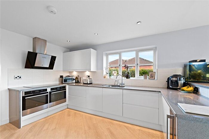 5 Bedroom Detached House For Sale In Kensington Gardens, Carlton, Nottingham, Nottinghamshire, NG4