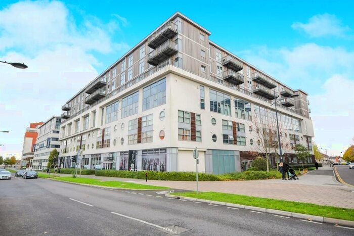 1 Bedroom Flat To Rent In Beckhampton Street, Swindon, SN1