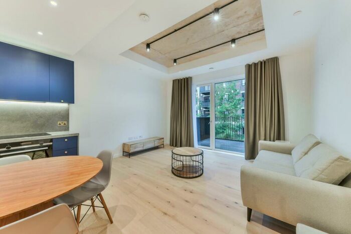 1 Bedroom Apartment To Rent In Prinsep House, Goodluck Hope, London, E14
