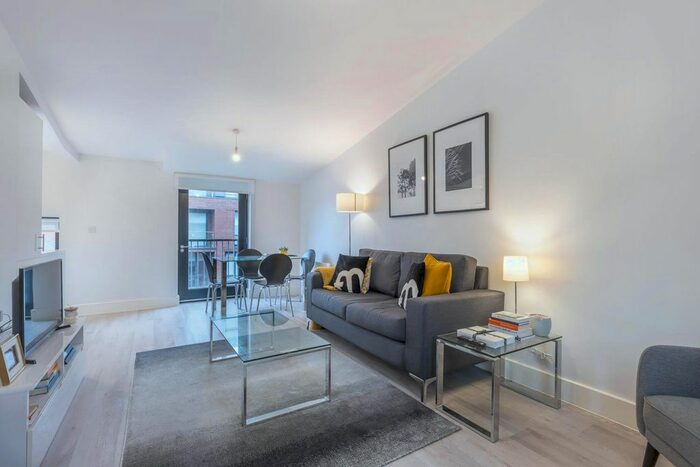 1 Bedroom Flat To Rent In Caspar House, Charlotte Street, Birmingham, B3