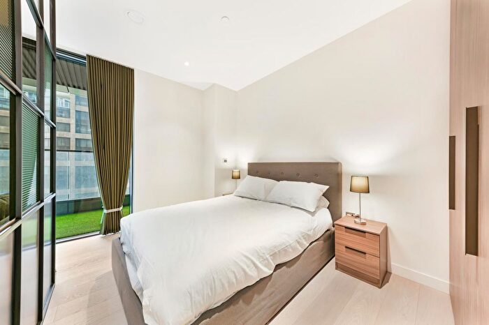 Studio To Rent In Bagshaw Building, Wardian, Canary Wharf, London, E14