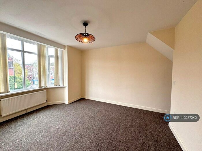 1 Bedroom Flat To Rent In Firth Park Road, Sheffield, S5