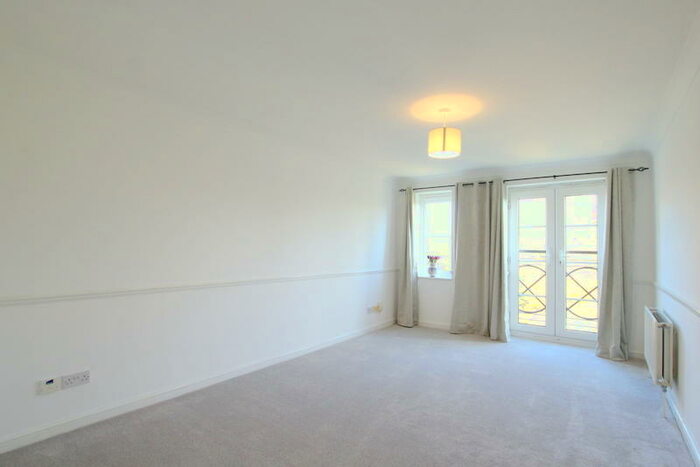 1 Bedroom Apartment To Rent In Galsworthy Road, Kingston Upon Thames, Surrey, KT2