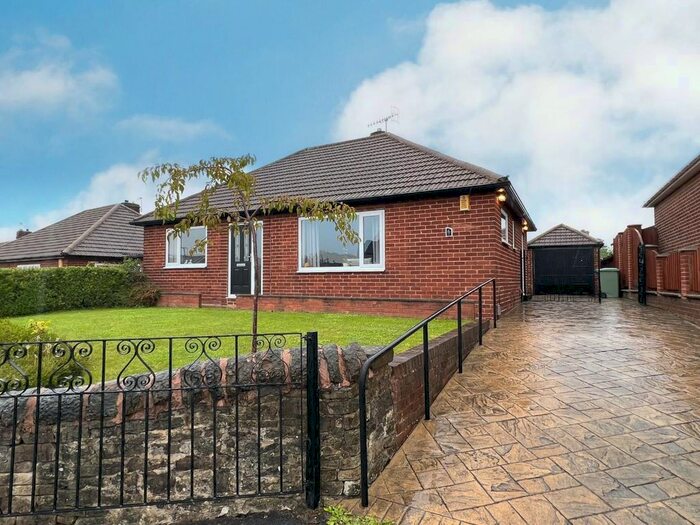 2 Bedroom Detached Bungalow For Sale In Cotterhill Lane, Brimington, Chesterfield, S43