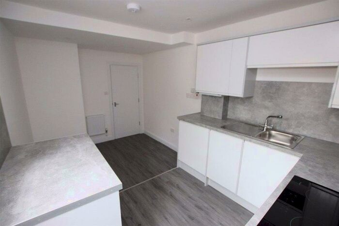 1 Bedroom Apartment To Rent In St Johns Hill, Reading, RG1