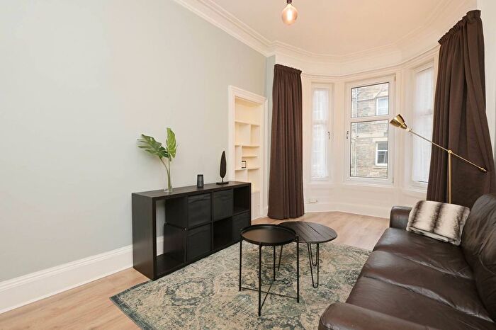 1 Bedroom Flat For Sale In Cambusnethan Street, Edinburgh, EH7