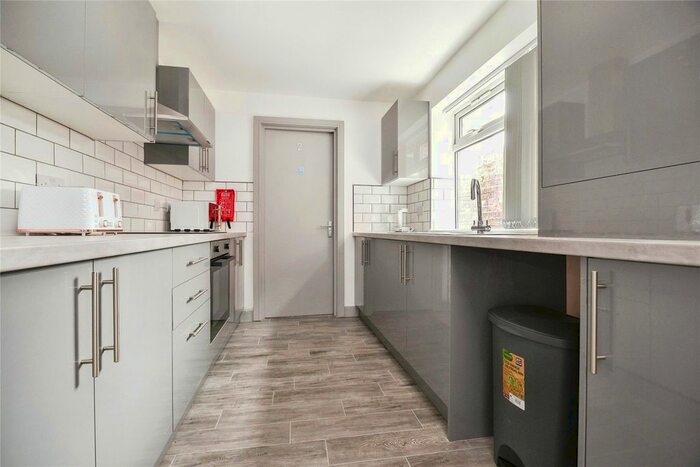 4 Bedroom Detached House To Rent In Garnet Street, Middlesbrough, TS1