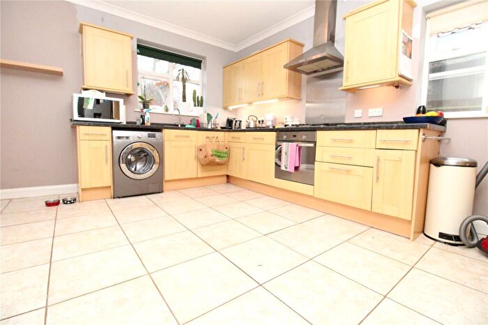 2 Bedroom Bungalow To Rent In Temple Road, Ipswich, Suffolk, IP3