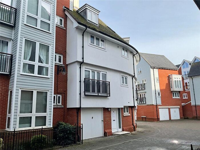 4 Bedroom Town House For Sale In Back Lane, Canterbury, Kent, CT1