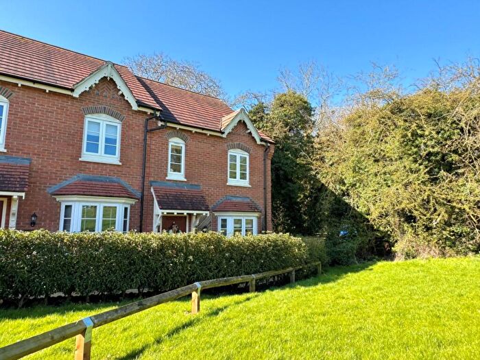 3 Bedroom End Of Terrace House For Sale In Austen Drive, Melton Mowbray, LE13