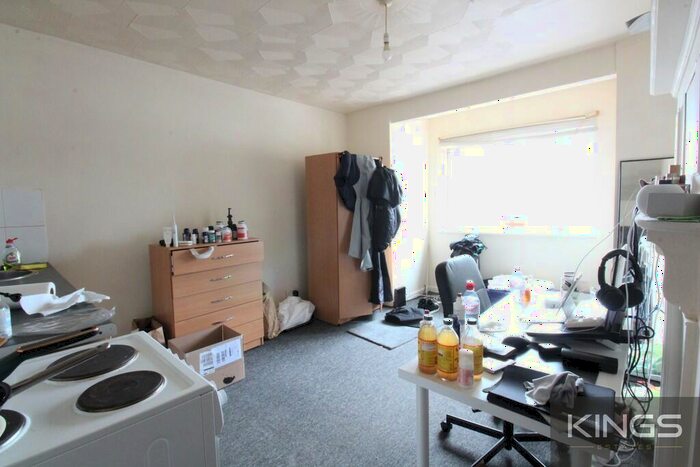 1 Bedroom Flat To Rent In Broadlands Road, Southampton, SO17