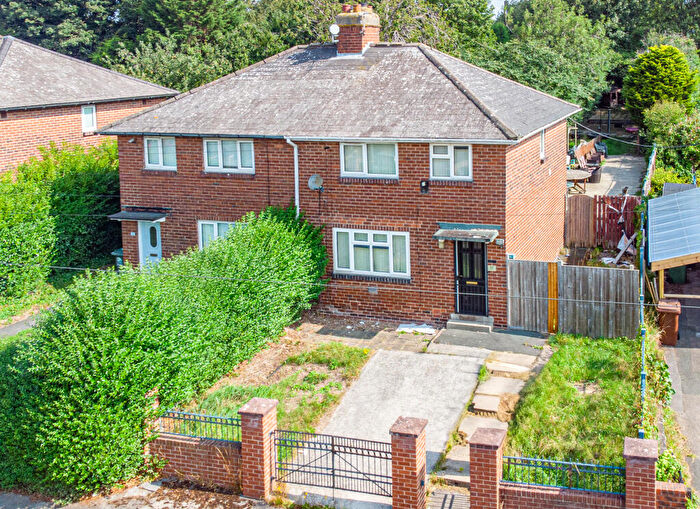 3 Bedroom Semi-Detached House For Sale In Potternewton Crescent, Leeds, LS7