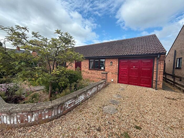 2 Bedroom Detached Bungalow To Rent In Maple Gardens, Bourne, PE10
