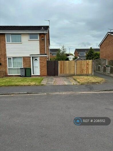 3 Bedroom Semi-Detached House To Rent In Millers Way, Wirral, CH46