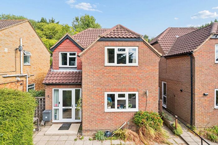 4 Bedroom Detached House For Sale In Carrington Road, High Wycombe, HP12