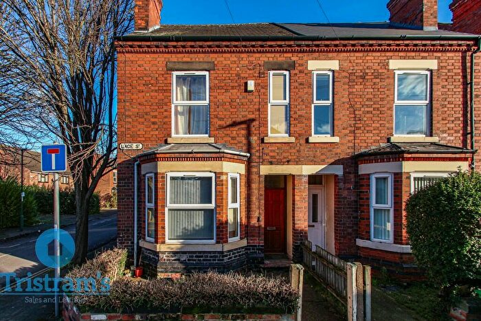 4 Bedroom Semi-Detached House To Rent In Lace Street, Nottingham, NG7