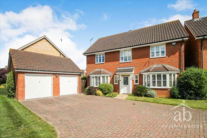 4 Bedroom Detached House To Rent In Wilkinson Drive, Grange Farm, Ipswich, IP5