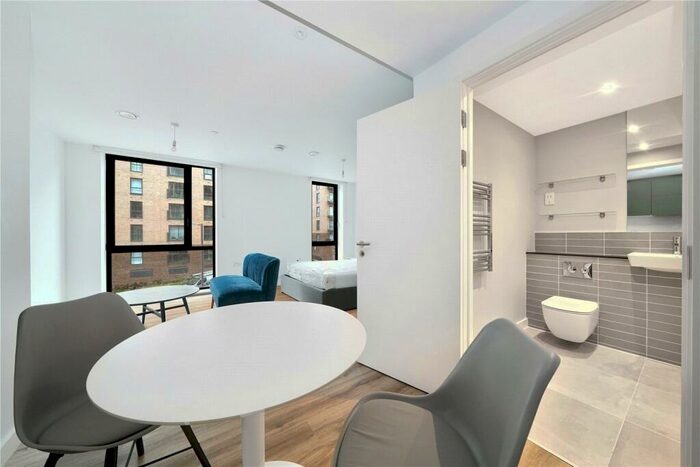 Apartment To Rent In Chevette Court, Kimpton Road, Luton, LU2