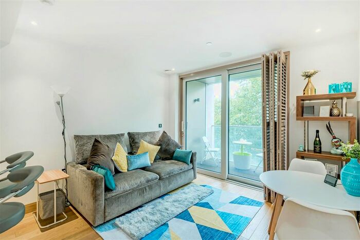 1 Bedroom Flat To Rent In The Courthouse, Horseferry Road, Westminster, London, SW1P