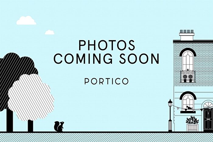 2 Bedroom Property To Rent In Kings Terrace, London, NW1