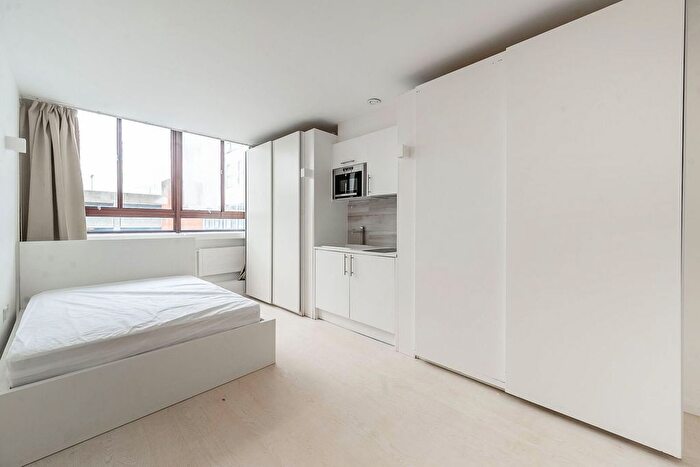 Studio To Rent In College Road, Harrow, HA1