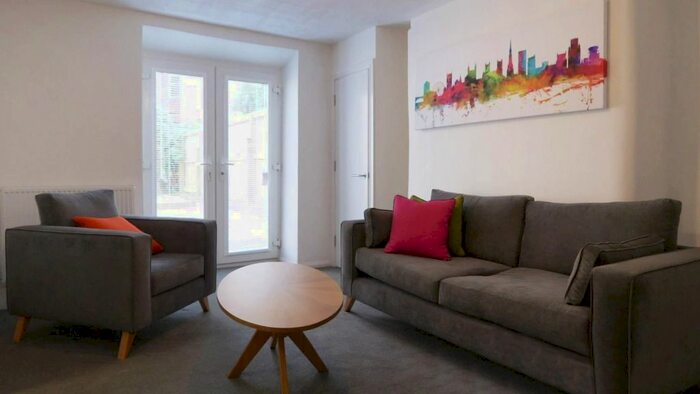 4 Bedroom Flat To Rent In Stapleton Road, Easton, Bristol, BS5