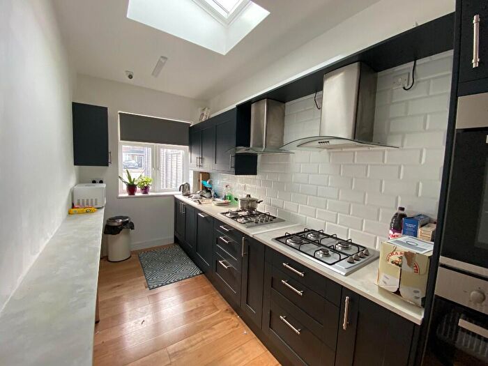 1 Bedroom House Of Multiple Occupation To Rent In Croydon Road, Wallington, Surrey, CR0