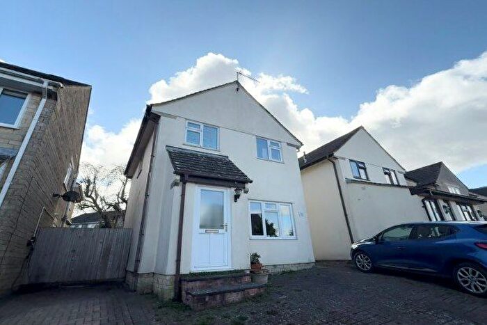 3 Bedroom Property To Rent In Longtree Close, Tetbury, GL8