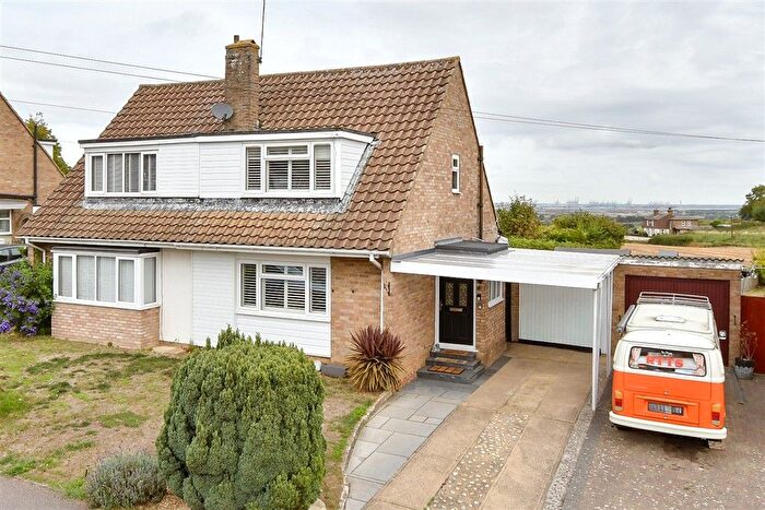 3 Bedroom Semi-Detached House For Sale In Fairview Drive, Higham, Kent, ME3