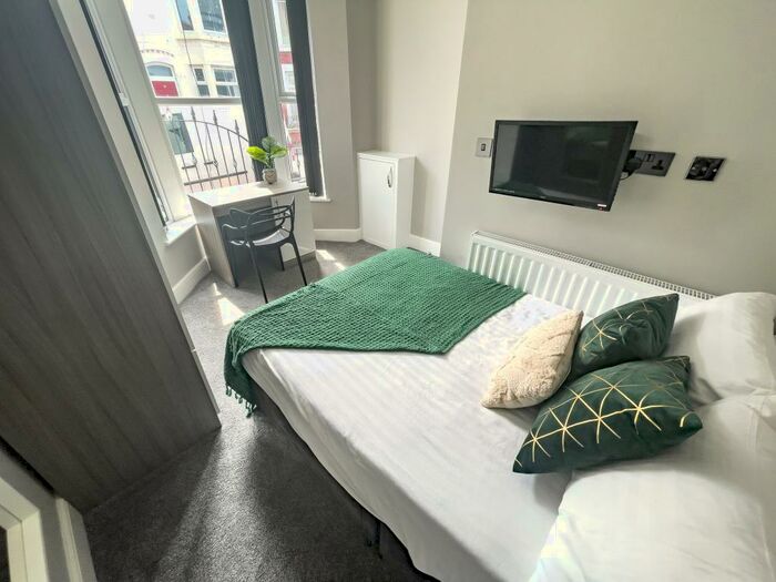 1 Bedroom House To Rent In Redgrave Street (Spare Room), L7