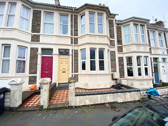 3 Bedroom House To Rent In Stirling Road, Bristol, BS4