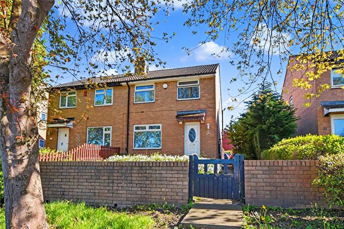3 Bedroom Semi-detached House For Sale In Broad Lane, Leeds, West Yorkshire, LS13