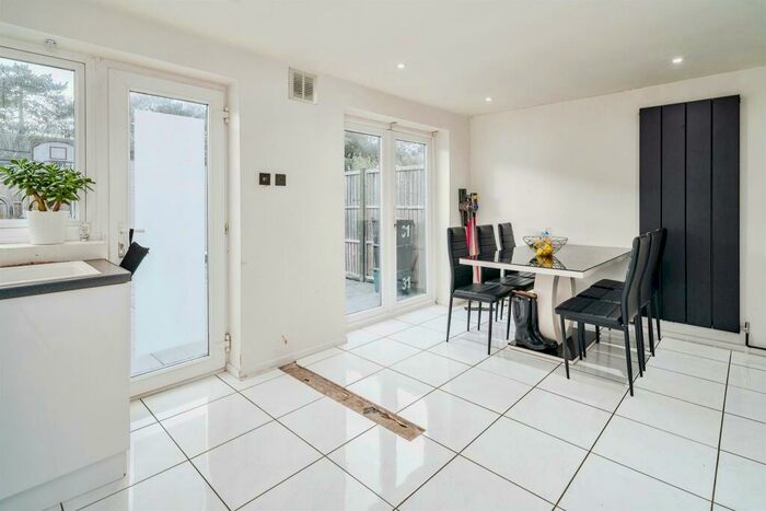 3 Bedroom Terraced House For Sale In The Croft, Broxbourne, EN10