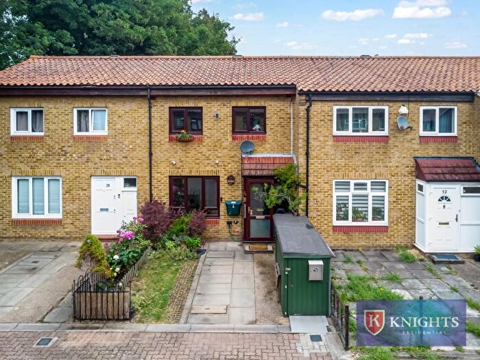 3 Bedroom Terraced House For Sale In Portland Road, London, N15