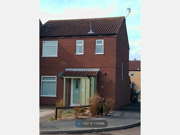 2 Bedroom Detached House To Rent In Green Views, Retford, DN22