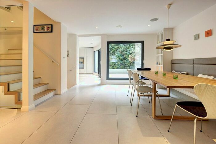 4 Bedroom Terraced House To Rent In Colville Mews, London, W11