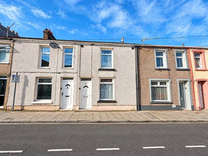 2 Bedroom Terraced House For Sale In Dean Street, Aberdare, CF44