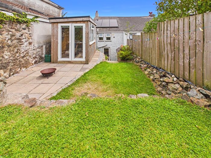 2 Bedroom Cottage For Sale In Pendarves Street, Camborne, Updated Cottage With Garden, TR14