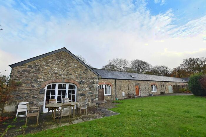 3 Bedroom Barn Conversion For Sale In The Courtyard Llangwarren, Letterston, Haverfordwest SA62