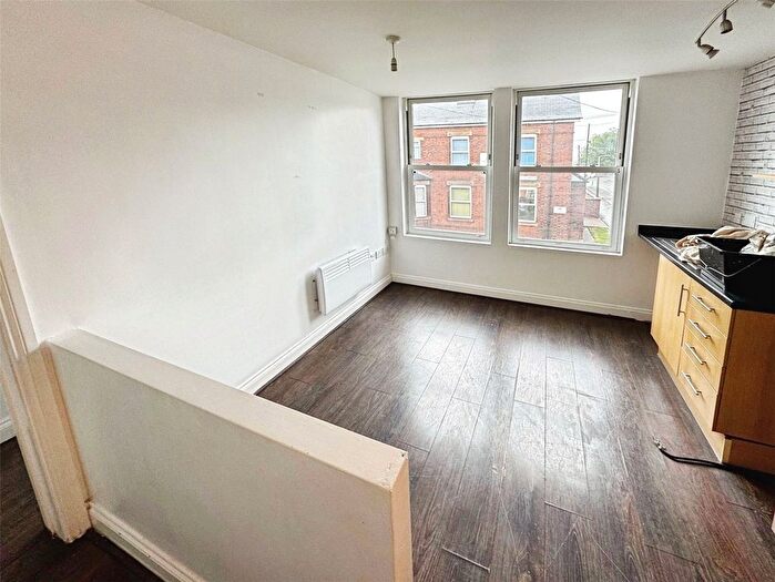 1 Bedroom Flat To Rent In St. Mary Street, Ilkeston, Derbyshire, DE7