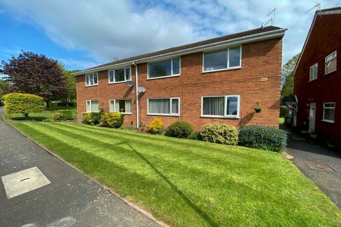 2 Bedroom Maisonette To Rent In Whittington Grove, Birmingham, B33