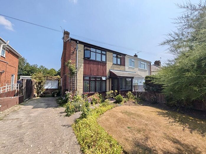 3 Bedroom Semi-Detached House For Sale In Homecrofts, Little Neston, Neston, Cheshire, CH64