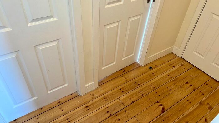 3 Bedroom Flat To Rent In Heaton Road, Heaton, Newcastle Upon Tyne, NE6
