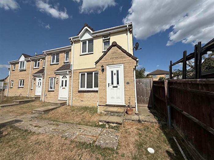 2 Bedroom End Of Terrace House For Sale In Webb Close, Pewsham, Chippenham, SN15